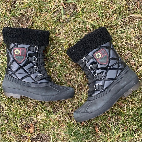 UGG Shoes - UGG AUSTRALIA Waterproof Boots 7.5